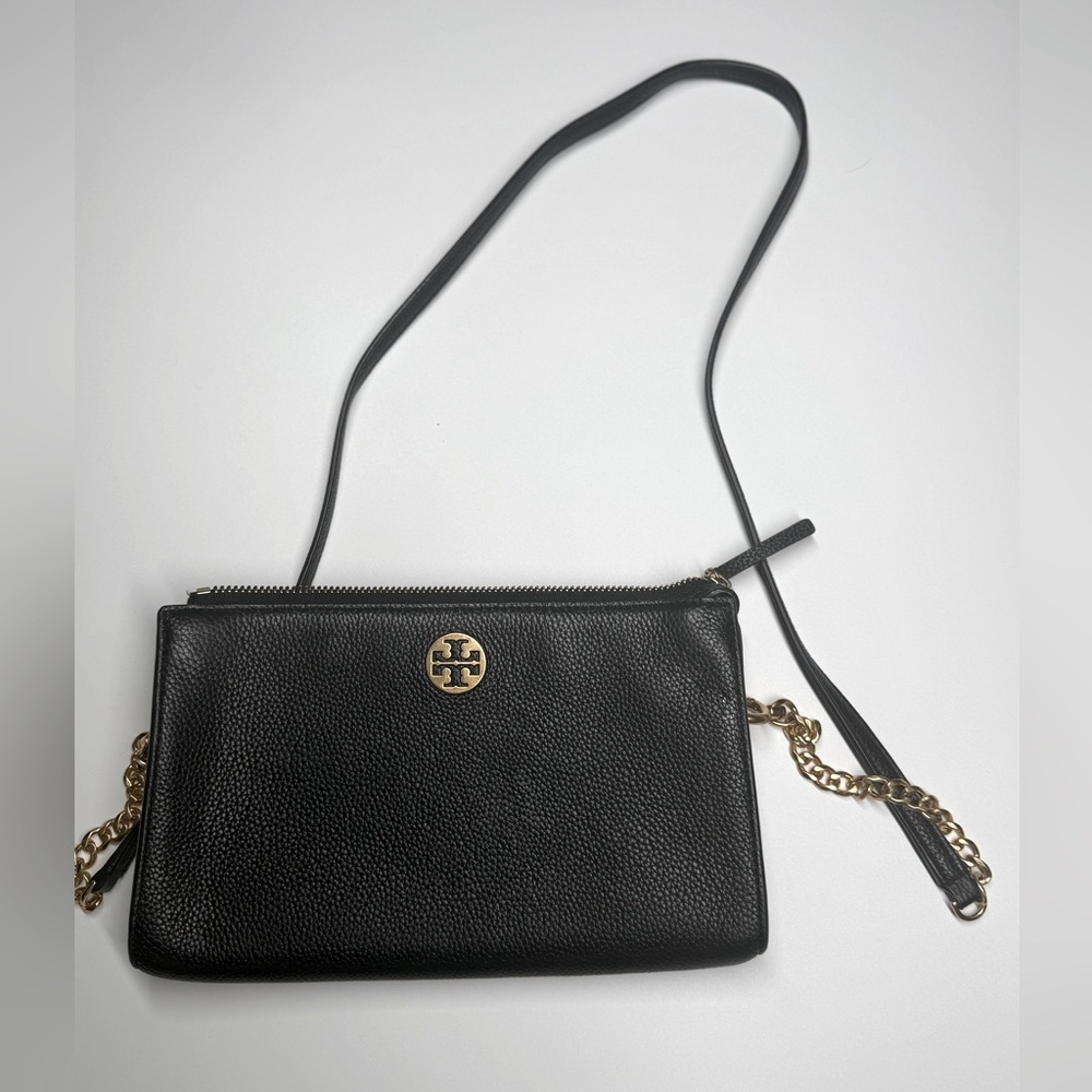 Tory Burch Everly Crossbody Bag - Black Pebbled Leather